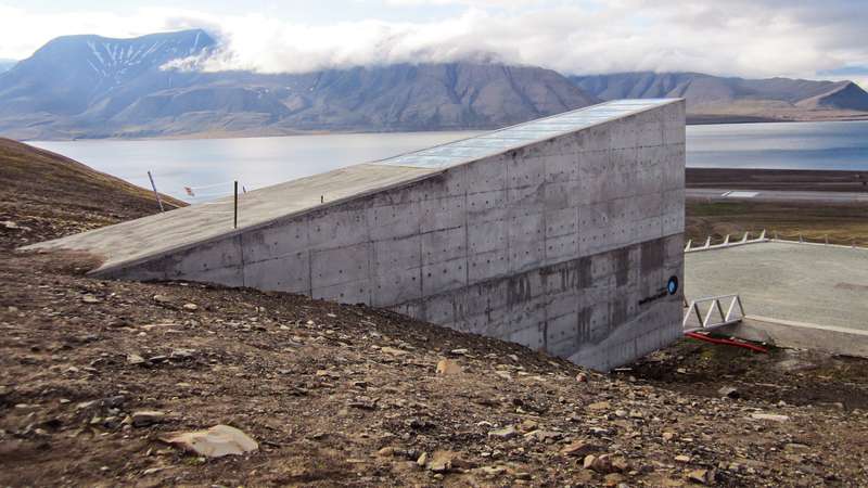 Svalbard Global Seed Vault, Longyearbyen
